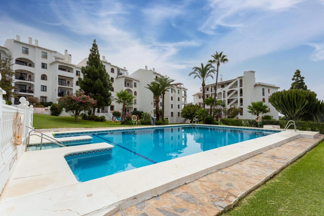 Club Delta Apartments By Ghr Rentals ميخاس المظهر الخارجي الصورة